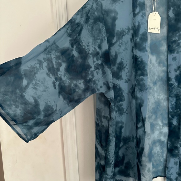 New women’s kimono - Picture 2 of 3